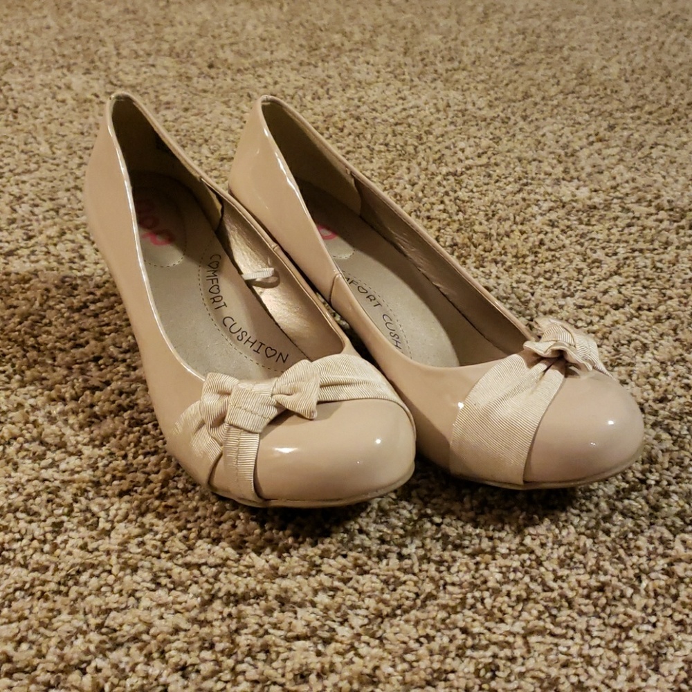 Nude Heel/ Pump